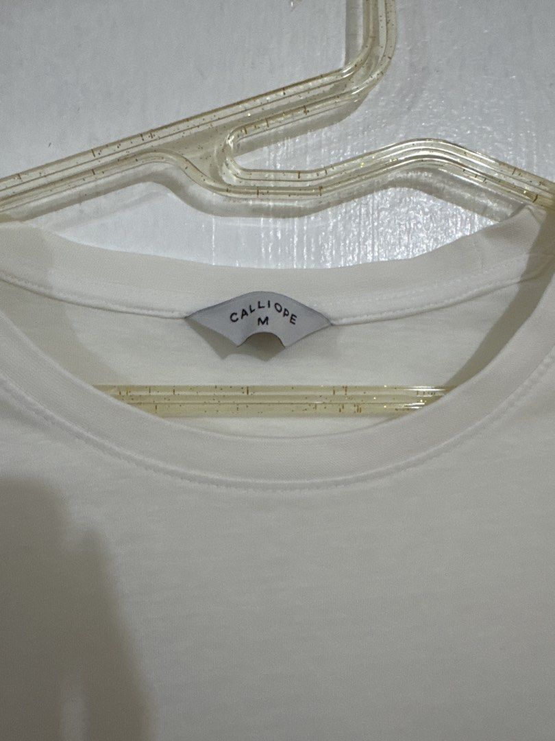 Calliope Shirt with Pocket (Category: Shirts) located in Los Banos. Submitted by declutterbycee (Listing ID 1459928516, Image 3). Description: .