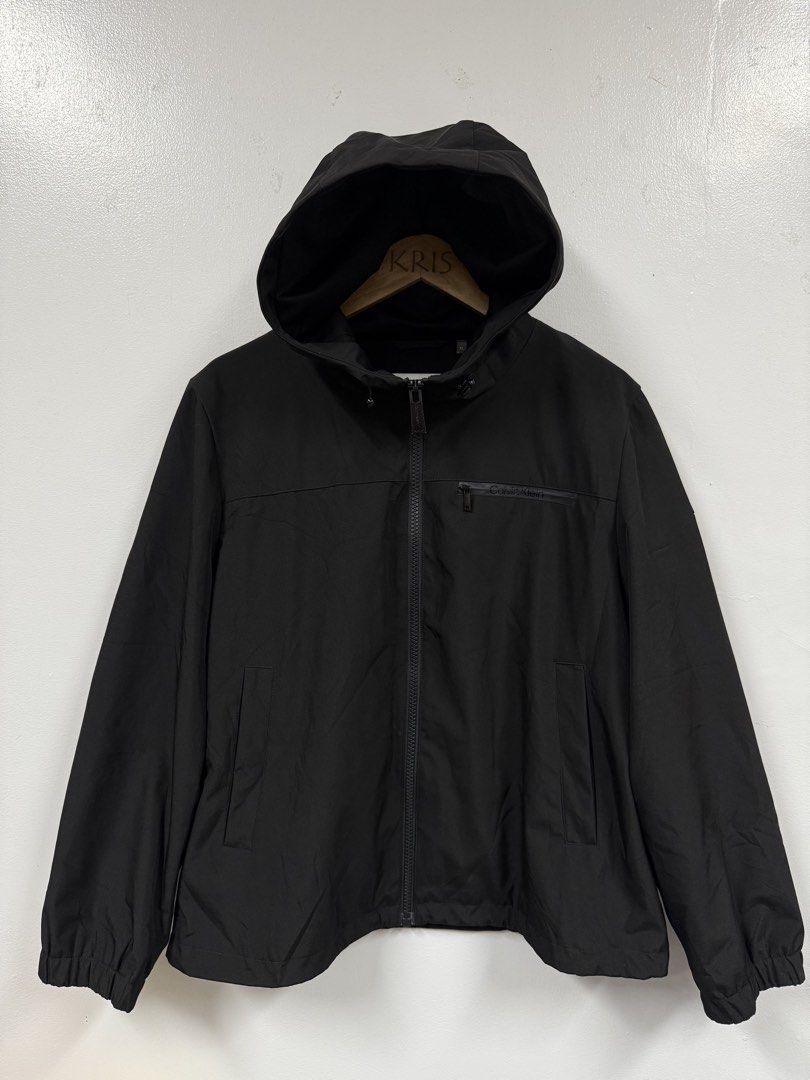 Calvin Klein Men Jacket (Category: Coats, Jackets and Outerwear) located in Angeles City. Submitted by queenromero (Listing ID 1460056375, Image 2). Description: width: 25" length: 25".