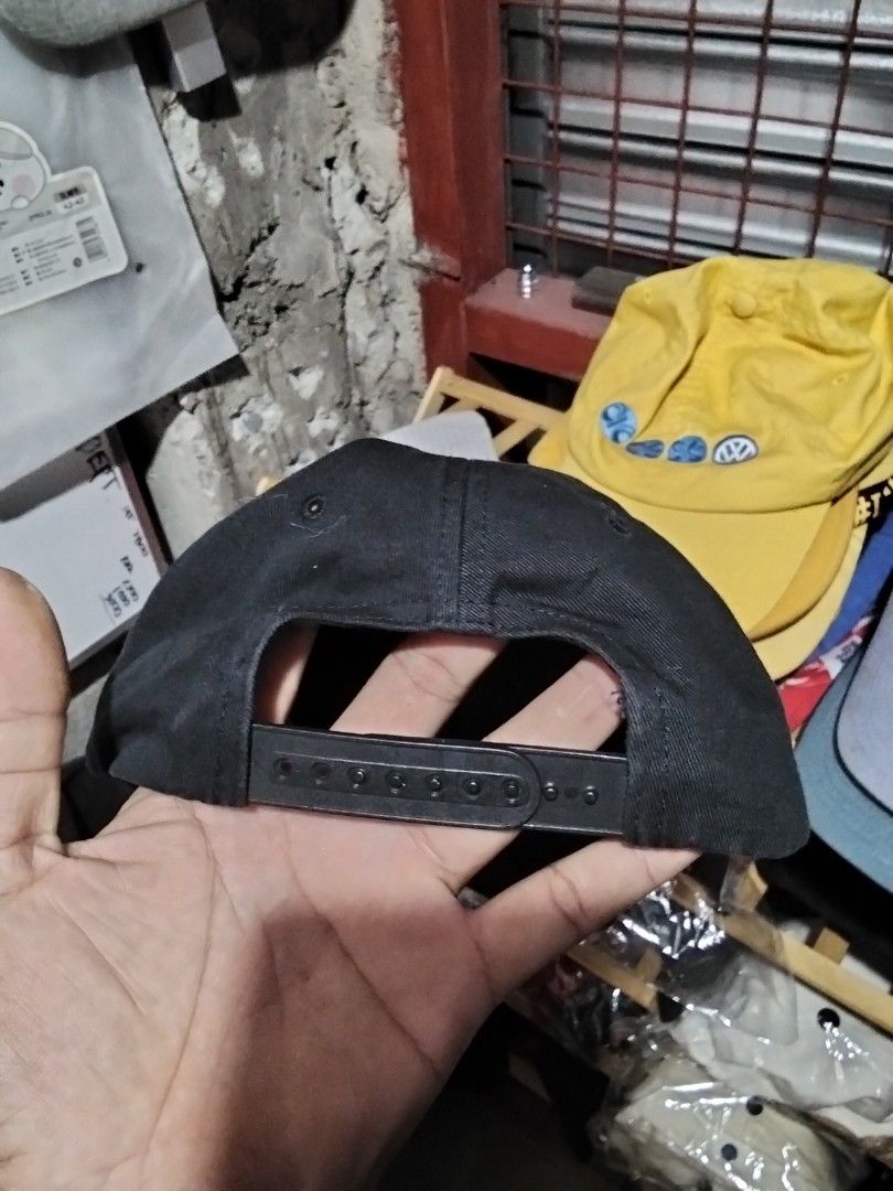 Calvin Klein snapback (Category: Caps & Hats) located in Davao. Submitted by thrft2jerusalem (Listing ID 1459991410, Image 2). Description: 9/10 color rate adult size condition:vgood we do ship nationwide thru JNT or LBC Meetup San Pedro location Davao city.