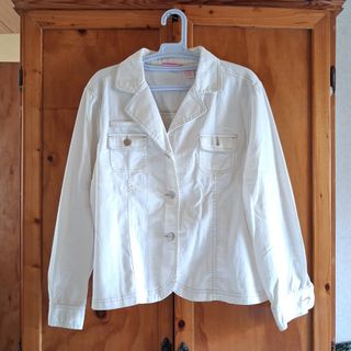 (Category: ) located in . Submitted by tavias.shop (Listing ID 1459933074, Image 1). Description: .