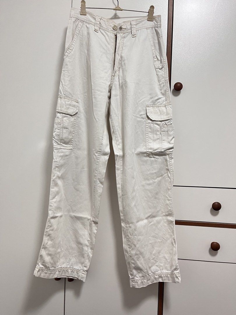 Cargo Pants (Category: Other Bottoms) located in Trece Martires City. Submitted by imwelllovedvintage (Listing ID 1460071352, Image 2). Description: White Cargo Pants •good condition •27 laid flat •will send dimensions upon request.