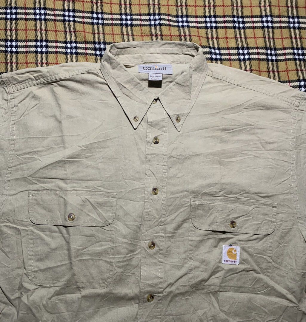 Carharrt chino polo (Category: Activewear) located in Claveria. Submitted by plasticcase__ (Listing ID 1459910148, Image 1). Description: .