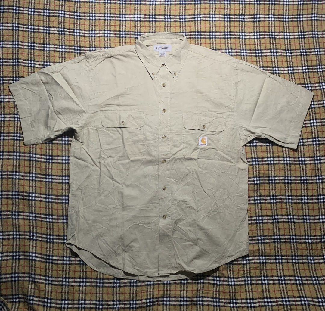 Carharrt chino polo (Category: Activewear) located in Claveria. Submitted by plasticcase__ (Listing ID 1459910148, Image 3). Description: .