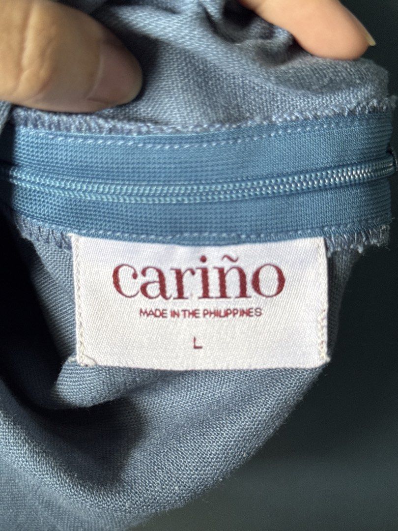 Cariño Romina Top in Denim (Category: Sleeveless) located in Manila. Submitted by reesespiecess (Listing ID 1460062169, Image 3). Description: - Blue racerback crop top - Zipper closure at the back - Size: L - Please see linen condition — it arrived as is so no to sensi buyers :) - Great for casual wear or layering.