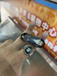 （分類：）位於 。 由 hollywood_timepiece 提交（商品編號 1460001790，圖片 1）。簡介： 。