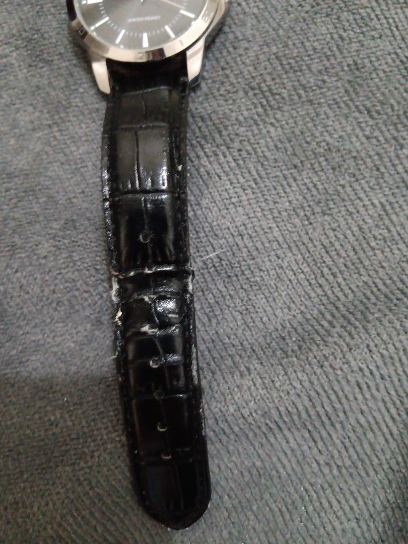 Casio Water Resist Watch Black Leather Strap (Category: Women's Watches) located in Manila. Submitted by ocyobe4man (Listing ID 1460047972, Image 2). Description: - Casio watch with black dial - Water resistant - Date display window - Black leather strap (shows wear and tear, especially near buckle) - Fully functional.