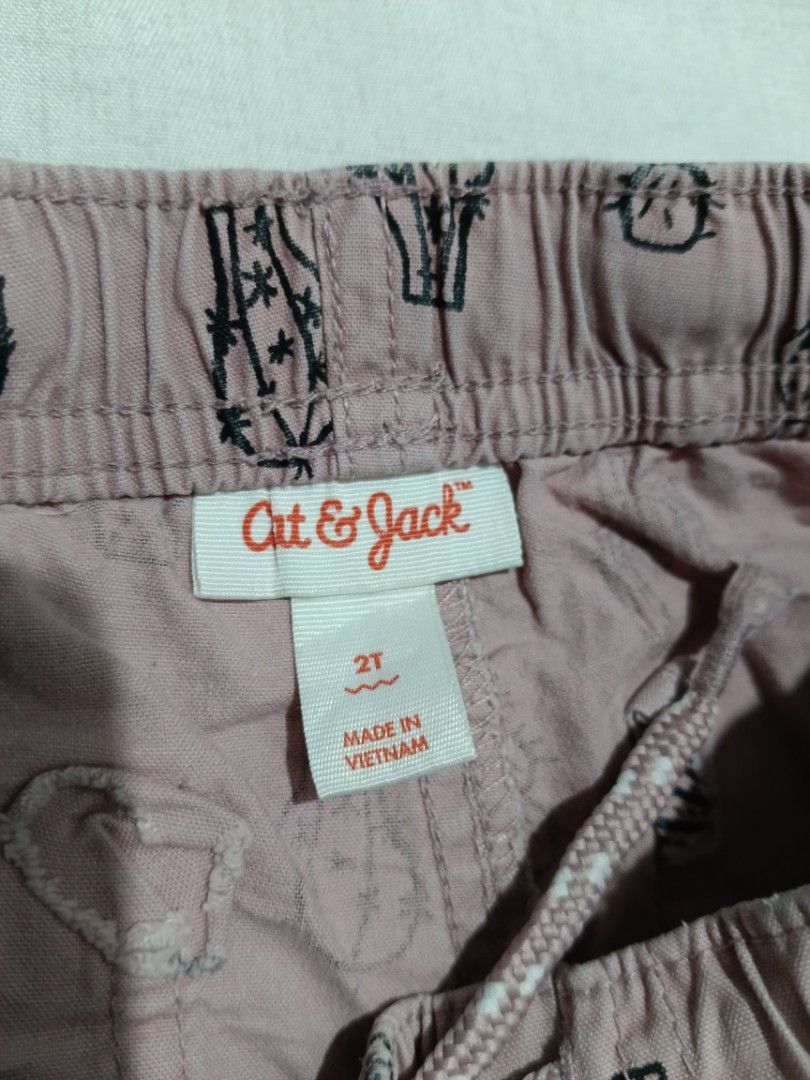 Cat & Jack Pink Cactus Shorts & Blue Pants Bundle Size 2T (Category: Babies & Kids Fashion) located in Makati City. Submitted by Thrifttoglam.ph (Listing ID 1460019387, Image 2). Description: - Bundle of 3 kids' bottoms - Includes pink Cat & Jack shorts with cactus print - One pair of blue pants with black waistband - One pair of blue pants with green turtle graphic - Ideal for everyday wear.