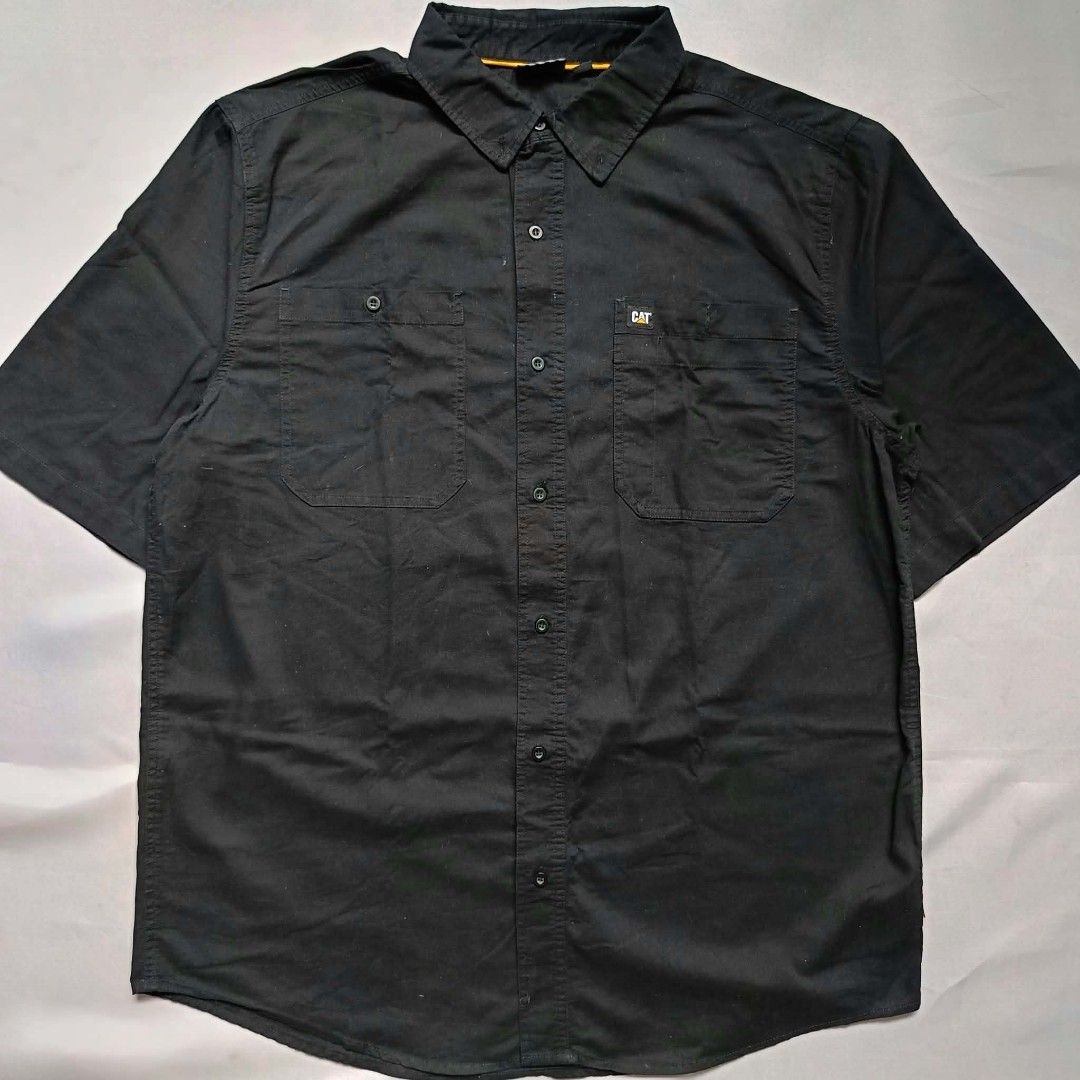 CAT POLO (Category: Tshirts & Polo Shirts ) located in Manila. Submitted by push.cook (Listing ID 1459921533, Image 1). Description: 💎 CATERPILLAR POLO NO ISSUE GOOD CONDI L:33.5 W:25.5 ₱300+SF.