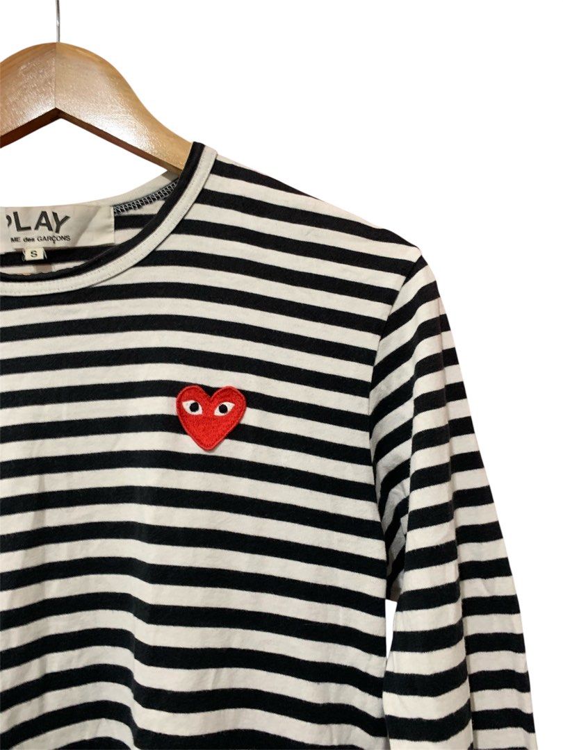 CDG PLAY STRIPES LS WOMEN (Category: Luxury Apparel) located in Bula. Submitted by b3nedictpuk_ (Listing ID 1459937082, Image 2). Description: small very good condition authentic .