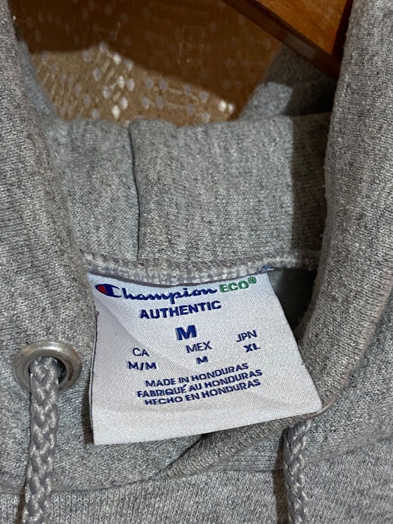 Champion Grey Hoodie (Category: Coats, Jackets and Outerwear) located in General Santos City (Dadiangas). Submitted by abu_tasneem1 (Listing ID 1459921155, Image 2). Description: Champion Grey Hoodie.