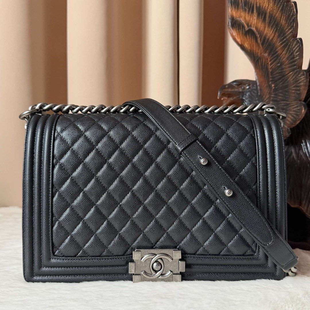 ❣️chanel Boy Bag in Large ❣️ (Category: Cross-body Bags) located in Manila. Submitted by annmacalua (Listing ID 1460070207, Image 1). Description: What u see is what u get!🥰.