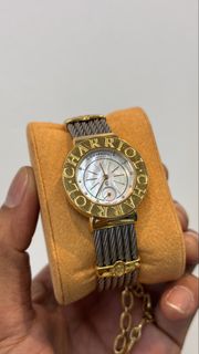 (Category: ) located in . Submitted by shoppersluxe2394 (Listing ID 1460060883, Image 1). Description: .