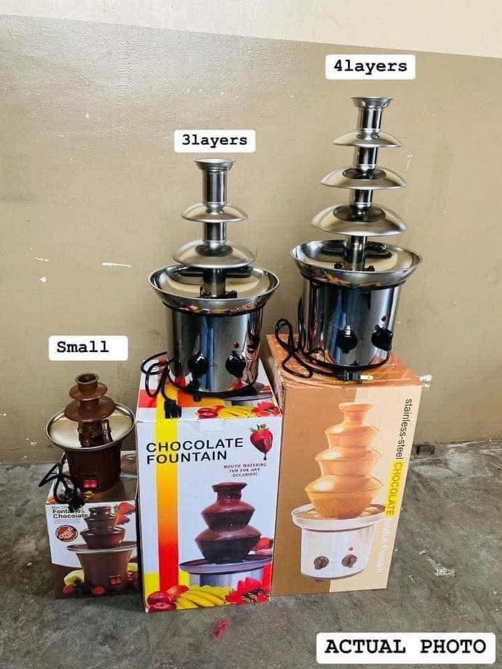 Chocolate fountain (Category: Other Kitchen Appliances) located in Manila. Submitted by yzlshop (Listing ID 1459921009, Image 1). Description: mini 650 3L 1350 4L 1550.