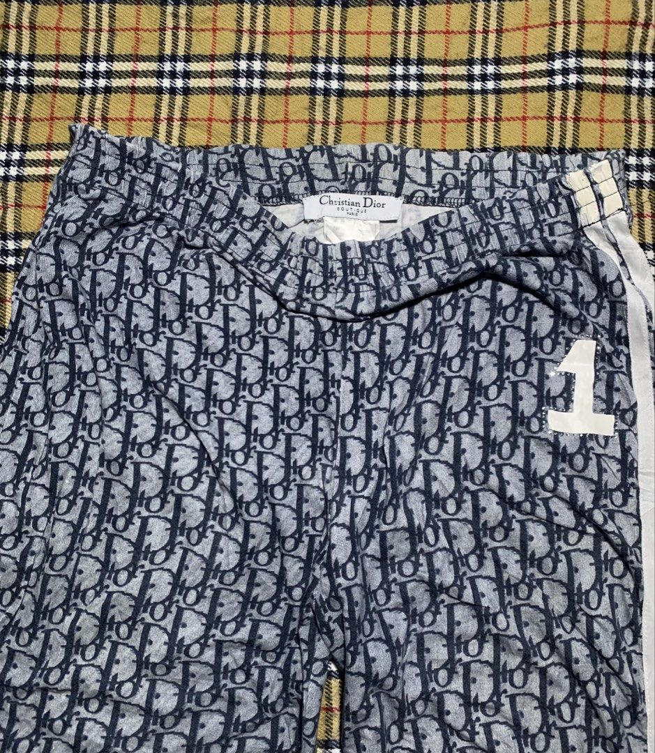 Christian Dior monogram (Category: Other Bottoms) located in Claveria. Submitted by plasticcase__ (Listing ID 1459910340, Image 2). Description: .