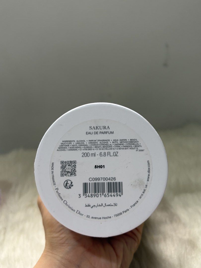 Christian Dior Sakura Eau de Parfum 200ml (Category: Fragrance & Deodorants) located in Manila. Submitted by serrahvie (Listing ID 1459949678, Image 2). Description: - Authentic Christian Dior Sakura Eau de Parfum - Generous 200ml bottle - Comes with original packaging - Scent notes: Cherry Blossom - Ideal for gifting or personal collection - A beautiful and sought-after fragrance Bought: April 2026 (Never used but unsealed) Receipt available for