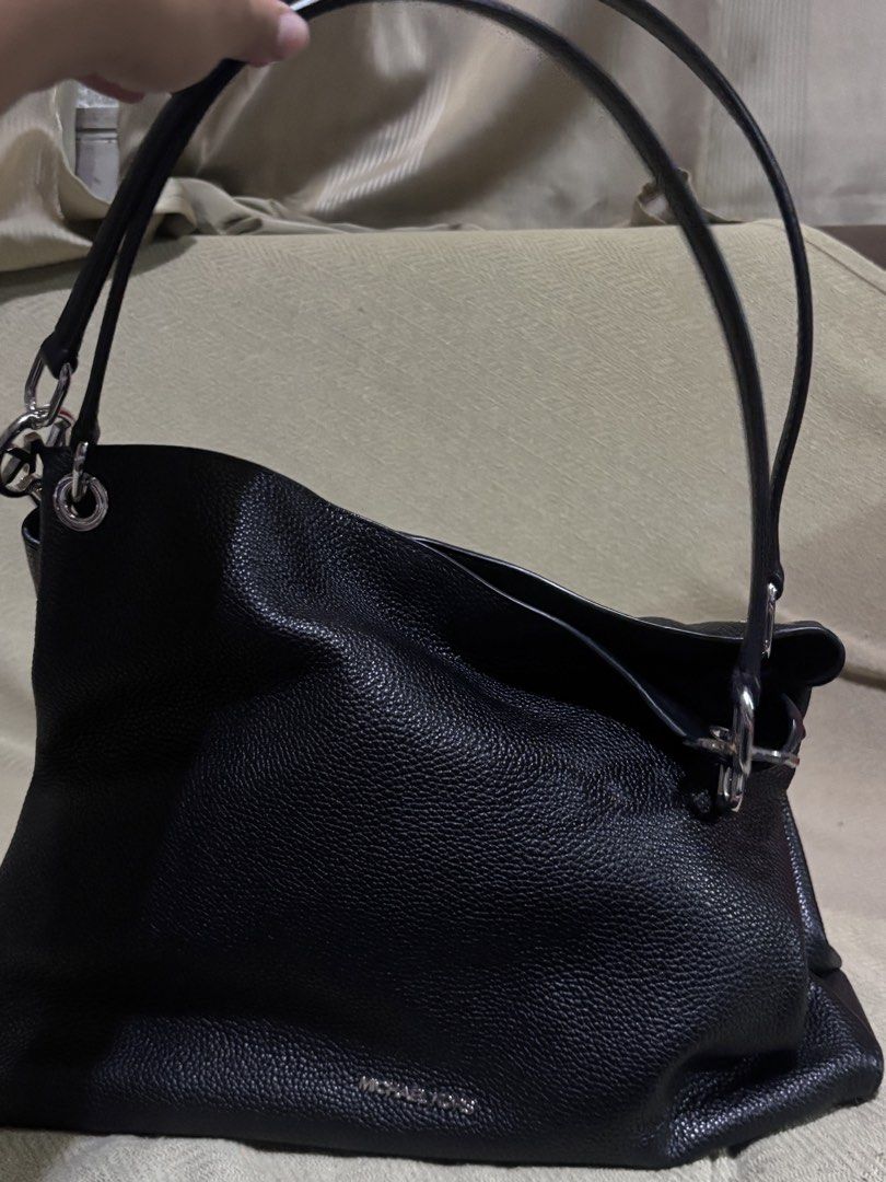 Christina Large Pebbled Leather Shoulder Bag (Category: Shoulder Bags) located in Manila. Submitted by jdclutterz (Listing ID 1459998759, Image 3). Description: Original selling price is around 200 USD. Negotiable Price, J&T Delivery PM for more details.
