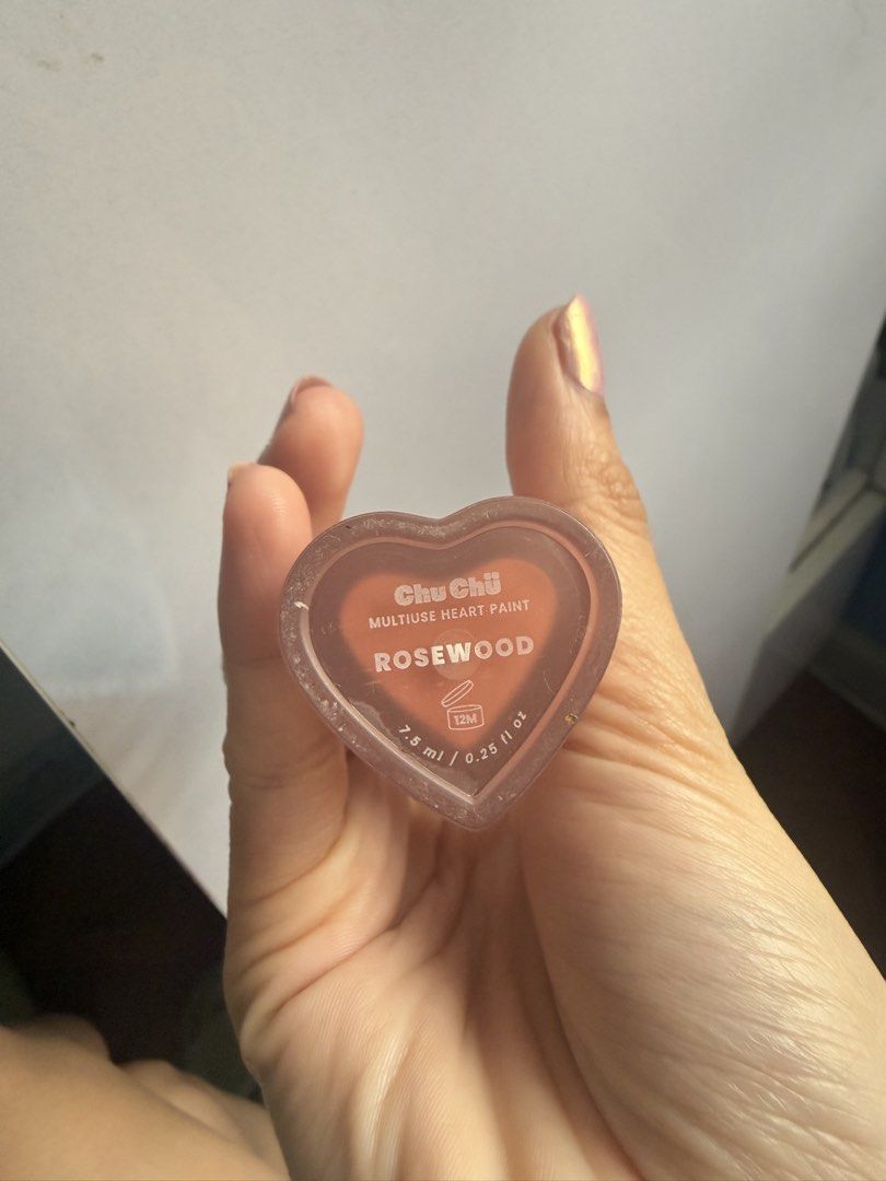 Chuchu Blush (Category: Makeup) located in Taguig. Submitted by zellieeee (Listing ID 1459963441, Image 2). Description: Used twice for swatching.