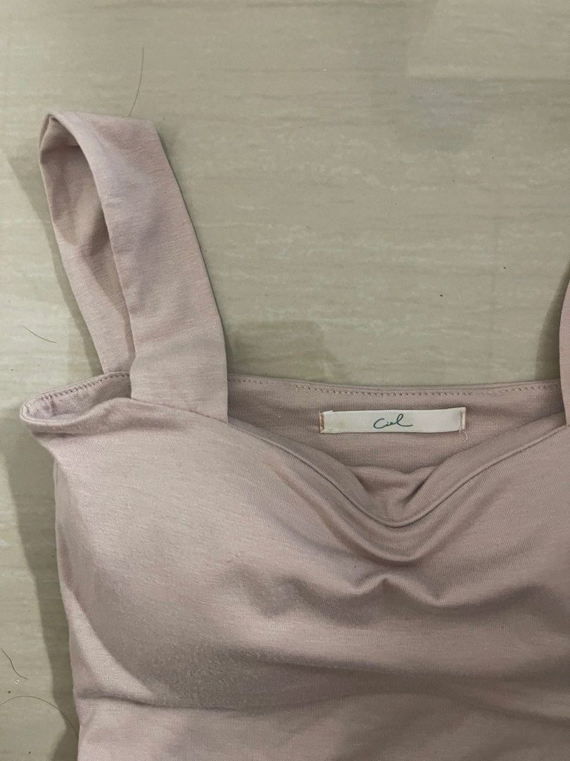 Ciel padded HQ top S-m (Category: Others Tops) located in Baguio. Submitted by affordaprice_2600baguio (Listing ID 1460104476, Image 2). Description: .