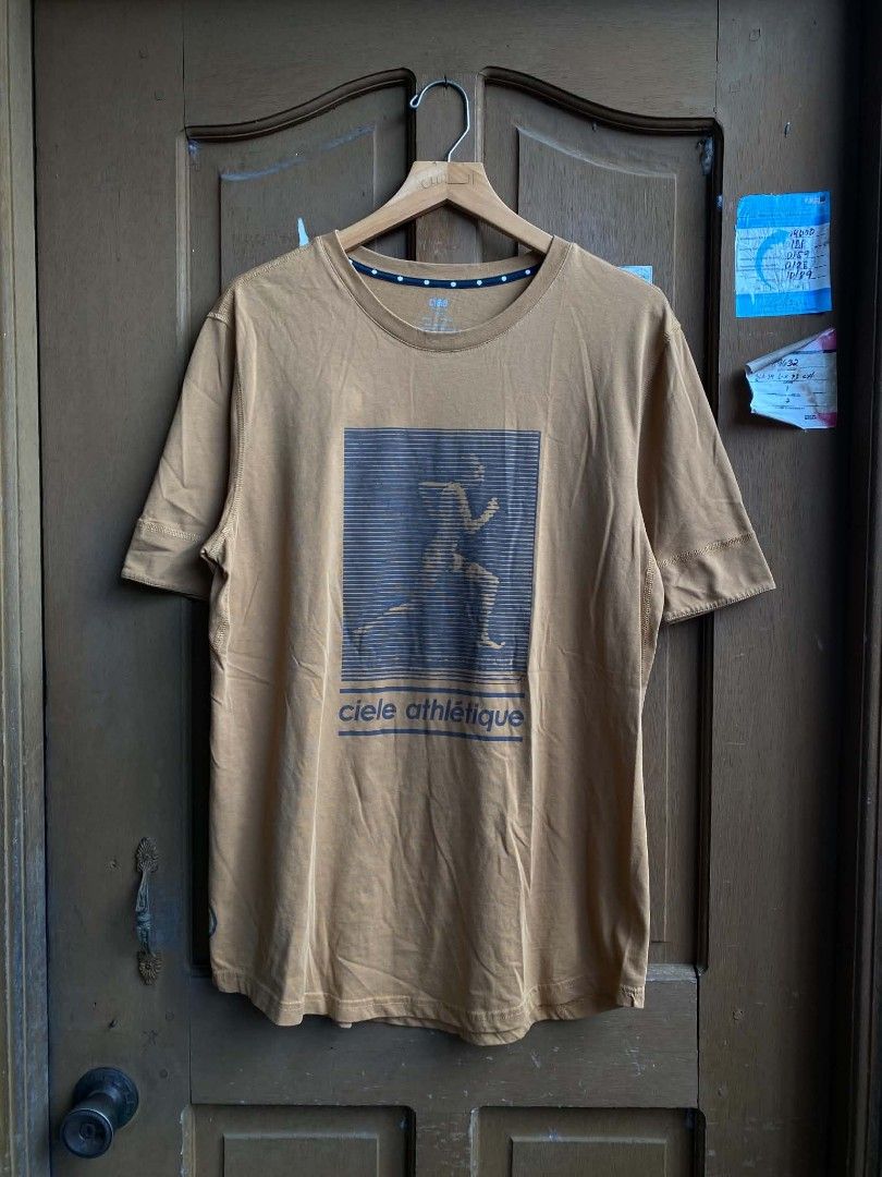Ciele Athletique NSBTshirt dark orange (Category: Tshirts & Polo Shirts ) located in Cabuyao City. Submitted by PHdowner30 (Listing ID 1459930106, Image 1). Description: FOR SALE ONLY Ciele Athletique NSBTshirt dark orange Size: L ( 20x29 ) Excellent condition Authentic P350 + SF negotiable Pm.