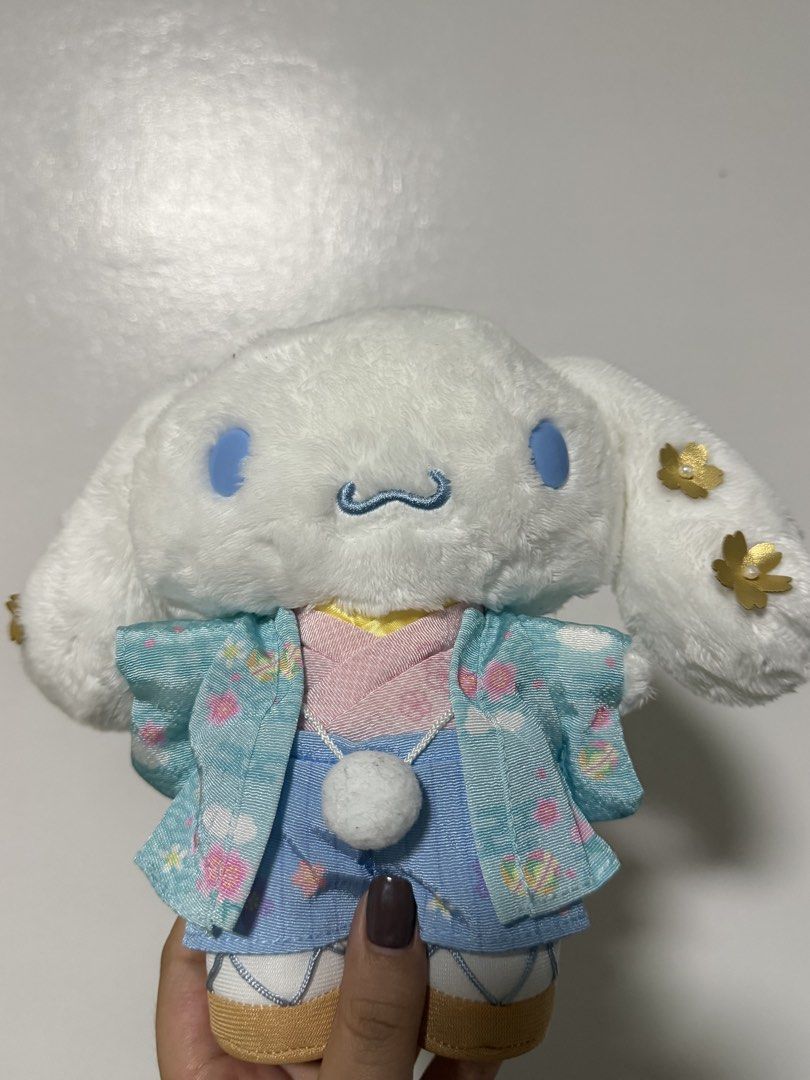 Cinnamoroll: Kimono (Hard Eyes) (Category: Plushies & Soft Toys) located in Quezon City. Submitted by iancatherine (Listing ID 1460043590, Image 2). Description: Size: Approx. width 20 × depth 8.5 × height 17 cm Main Materials: Polyester .