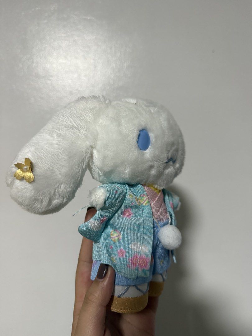 Cinnamoroll: Kimono (Hard Eyes) (Category: Plushies & Soft Toys) located in Quezon City. Submitted by iancatherine (Listing ID 1460043590, Image 3). Description: Size: Approx. width 20 × depth 8.5 × height 17 cm Main Materials: Polyester .