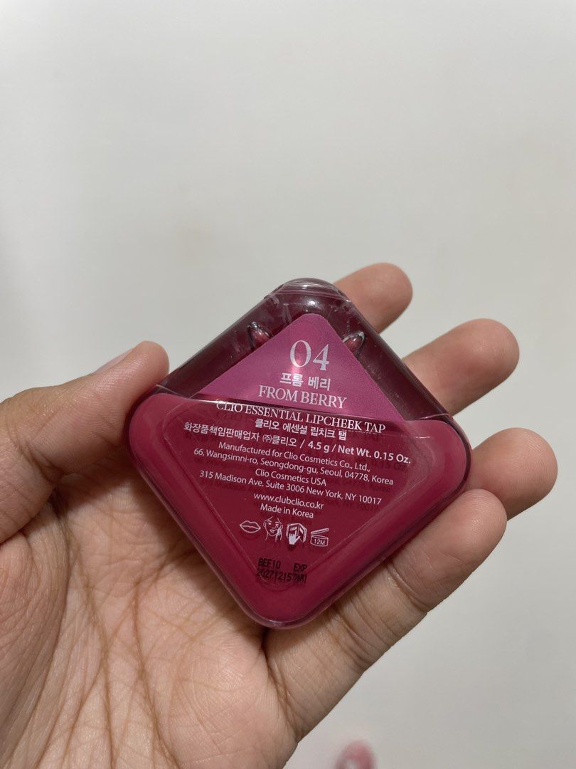 Clio lip and cheek tap (Category: Makeup) located in Nasugbu. Submitted by shopwithmichii (Listing ID 1460090647, Image 2). Description: 80-90%full Mod:jnt/flash Mop:gcash.