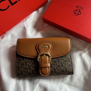 (Category: ) located in . Submitted by mypreloved_haul (Listing ID 1459928672, Image 1). Description: .