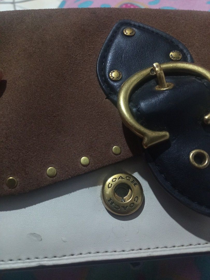 coach kili kili bag (Category: Luxury Bags & Wallets) located in Cavite. Submitted by goodluckythrifty (Listing ID 1460008412, Image 3). Description: .