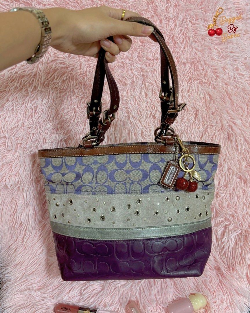 Coach Unique Multi-texture Patchwork Tote bag (Category: Luxury Bags & Wallets) located in Lapu Lapu. Submitted by yeldeclutters_ (Listing ID 1459928717, Image 1). Description: Details: ۶۟ৎ Color: Purple / Silver / Brown ۶۟ৎ Flaws (if any): Light signs of use on the leather and handles; minor surface wear ۶۟ৎ Condition: 8.5/10 ۶۟ৎInclusions: Coach hangtag & complimentary scent beads ig: baggedbybabes.