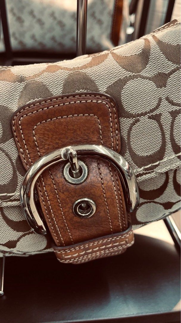 Coach Vintage Shoulder Bag (Category: Shoulder Bags) located in San Pablo. Submitted by japakart.ph (Listing ID 1460024695, Image 2). Description: - Japan Pasabuy (IG & INSTA: JapakartPh - San Pablo City, Laguna - All items are guaranteed 💯 authentic. Mostly pre-owned, thrift store, or pawnshop sourced. .
