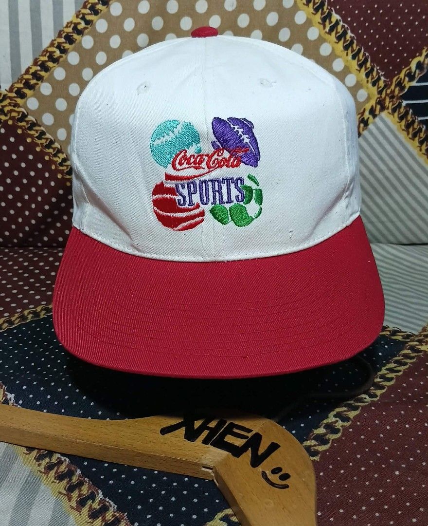 Coca-Cola Sports Cap White Red Snapback (Category: Caps & Hats) located in Santa Rosa. Submitted by xhenthrift_19 (Listing ID 1459907116, Image 1). Description: ✨️399+sf✨️ 90's Coca Cola Sports Hat Adjustable Snapback Good Condition ʟᴏᴄᴀᴛɪᴏɴ: ꜱᴛᴀ ʀᴏꜱᴀ ᴄɪᴛʏ, ʟᴀɢᴜɴᴀ. ᴛʜᴀɴᴋ ʏᴏᴜ.