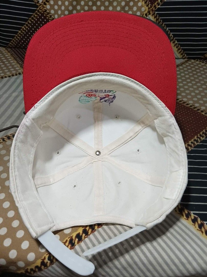 Coca-Cola Sports Cap White Red Snapback (Category: Caps & Hats) located in Santa Rosa. Submitted by xhenthrift_19 (Listing ID 1459907116, Image 2). Description: ✨️399+sf✨️ 90's Coca Cola Sports Hat Adjustable Snapback Good Condition ʟᴏᴄᴀᴛɪᴏɴ: ꜱᴛᴀ ʀᴏꜱᴀ ᴄɪᴛʏ, ʟᴀɢᴜɴᴀ. ᴛʜᴀɴᴋ ʏᴏᴜ.