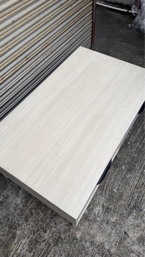 Coffee/Center Table for Sale! (Category: Tables & Sets) located in Manila. Submitted by lorrainebungay (Listing ID 1460043038, Image 3). Description: ✨ Now only ₱2,800 ✨ 2 spacious drawers ✨ Clean, minimalist design ✨ Measurements: 100cm L × 59cm W × 41cm H Perfect for living rooms, apartments, or cozy spaces. 🤍 📍 Pasig City 🚚 Lalamove available 💳 BPI Bank Transfer only.