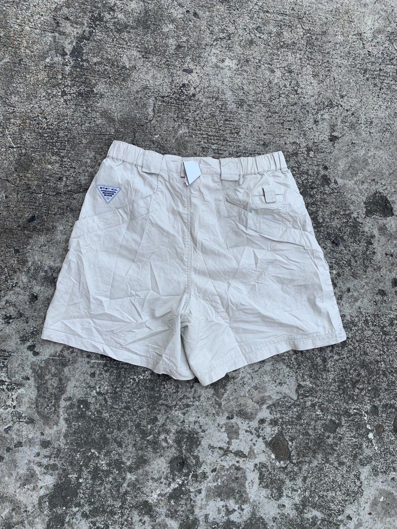 COLUMBIA CARGO SHORTS (Category: Shorts) located in Cadiz. Submitted by luckytree.6dd895 (Listing ID 1459910061, Image 2). Description: .