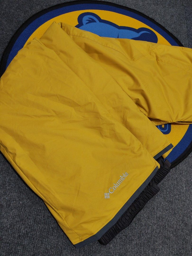 Columbia Sportswear Winter Pants (Category: Activewear) located in Santa Rosa. Submitted by vann26 (Listing ID 1460045052, Image 2). Description: Columbia Sportswear Water Proof Pants🔥 Size: S on tag Dimes: 30-33 x 40 Condition: Excellente Color Rate: 9.5/10 Omni-Tech WaterProof/Breathable Mustard Colorway Travel/Mountaineering/Winter/Ski Adjustable Velcro Waist Strap 2 Front Pockets No issues Via: J&T/Lalamove Loc: Laguna Mop: Gcash/Payment fir