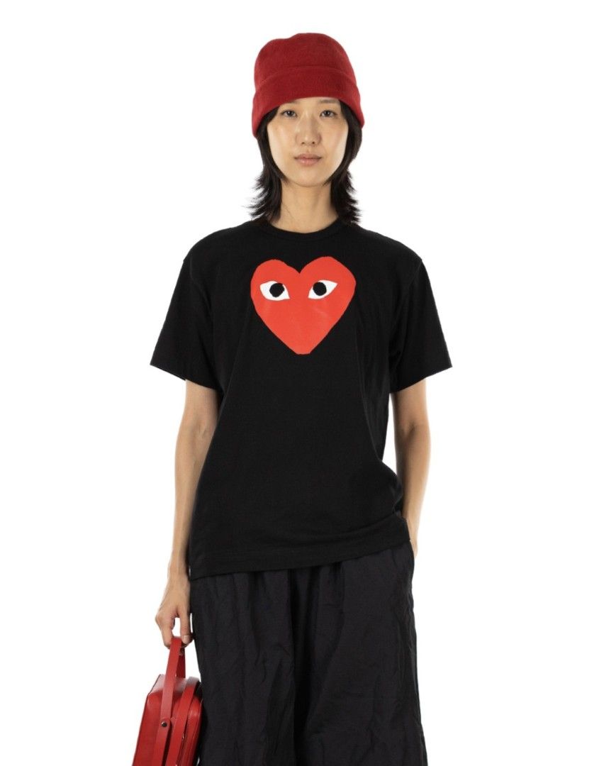 Comme des Garcons Play t-shirt (Category: Shirts) located in Taguig. Submitted by authprelovedonlineshop2 (Listing ID 1459942007, Image 1). Description: - Comme des Garcons Play t-shirt - Black color - Features iconic red heart logo with white eyes - Size: Small - Made in Japan - Crew neck, short sleeves - Very Good Condition - Small-Medium Php888 🍀All items are preloved unless stated as brand new. 🍀Please manage your expectations. Major flaws 