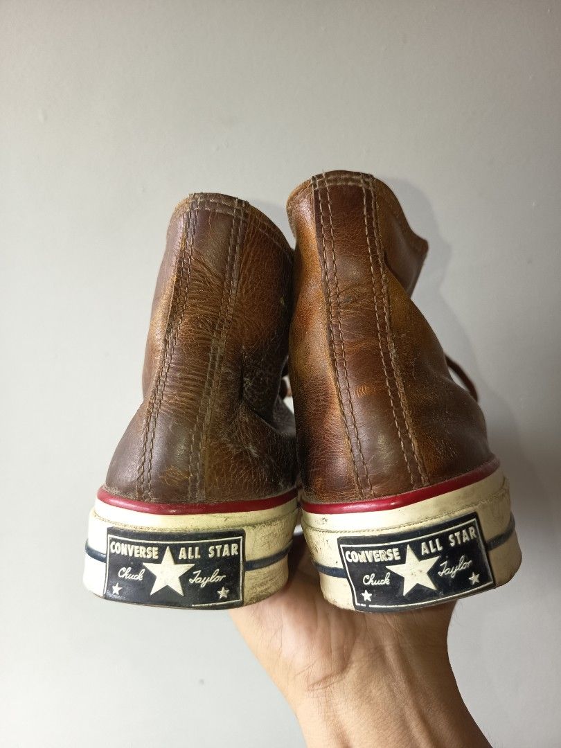 Converse Hi cut Leather (Category: Boots) located in Pasay City. Submitted by ODDXX (Listing ID 1459985026, Image 3). Description: Converse Hi cut Leather Size 3.5Men/22.5Cm Good Condition need wash 700 +SF only!.