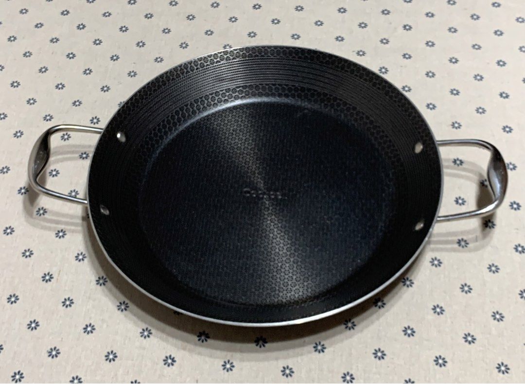 Cookcell Paella (Category: Cookware & Accessories) located in San Mateo. Submitted by kusinaninanan (Listing ID 1460085124, Image 1). Description: Branded Cookcell Paella pan 32cm Made by blackcube Gas, Electric and Induction Minimal sign of usage… .