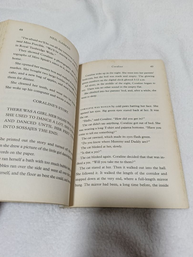 Coraline by Neil Gaiman (Category: Storybooks) located in Quezon City. Submitted by prelovedbooks2026 (Listing ID 1459972606, Image 3). Description: Price: Final - Let's save each other's time Annotations (if any: written with a PERMANENT BALLPOINT PEN, that's why it's CHEAP) NO TO LOW BALLERS (BARAT). WE'RE LISTING OUR STUFF BECAUSE WE NEED TO. - Name inscribed inside the front cover - Minor discoloration and foxing on inside pages and edges PAY