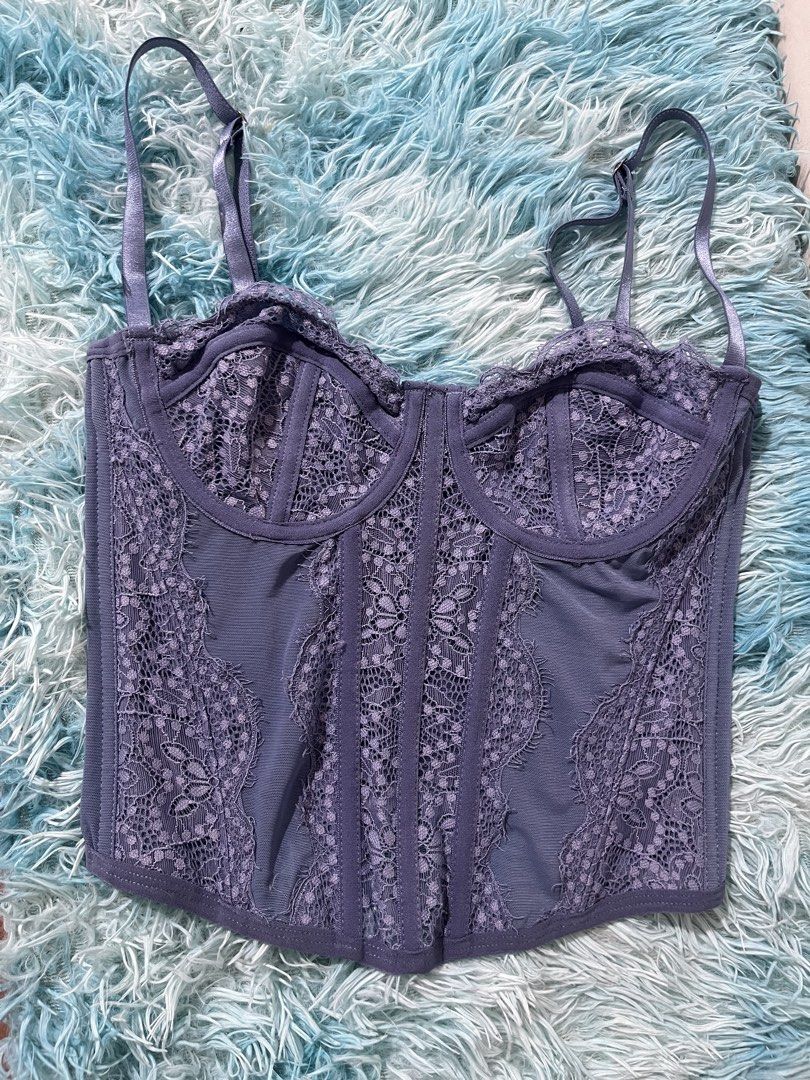 corset top (Category: Others Tops) located in Quezon City. Submitted by 8sbumm_ (Listing ID 1460099355, Image 2). Description: used once.