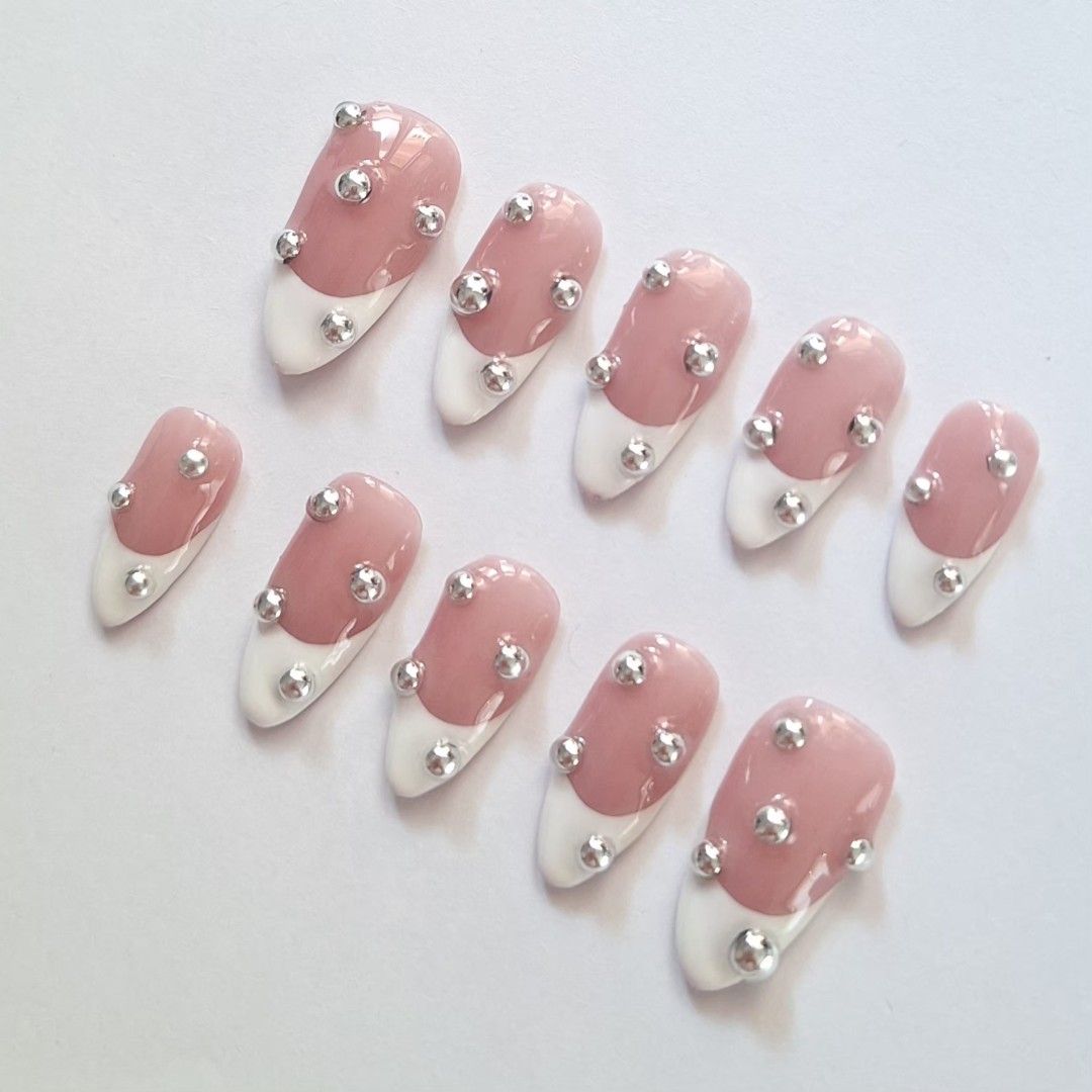 Custom press on nails (Category: Hands & Nails) located in Quezon City. Submitted by luxetips_pressph (Listing ID 1459929811, Image 3). Description: Custom Press On Nails for 250-350php Any shape and length message to order and for inquiries! Inclusions: 📌 Nail Prep Kit (Alcohol Pads, Cuticle Pusher, Nail File) 📌Jelly Glue 📌 Care Card 📌Press On Nails.
