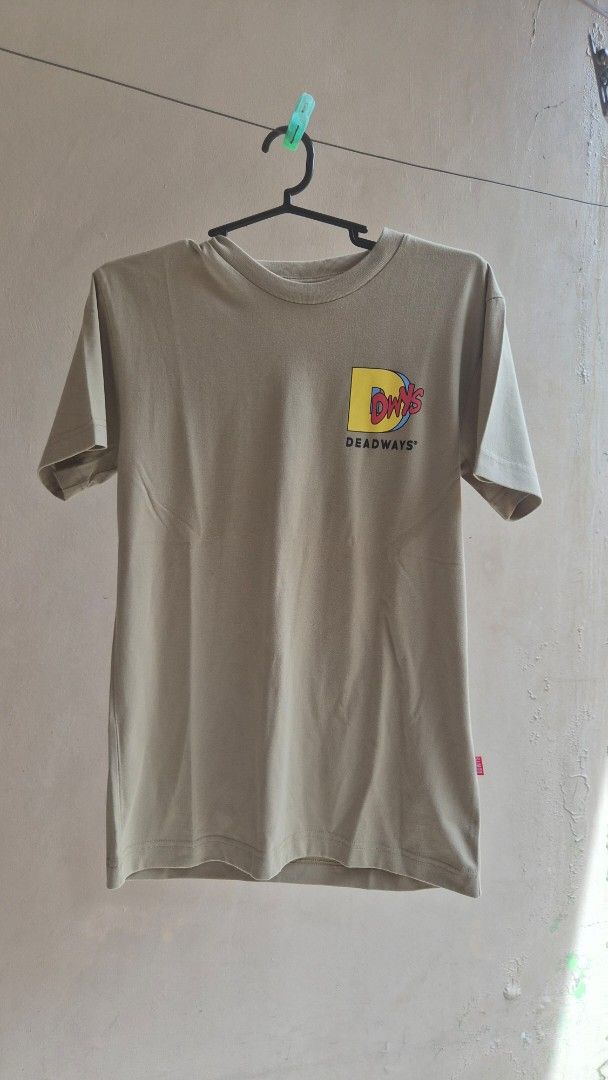 Deadways Automated Daydreaming T-Shirt (Category: Tshirts & Polo Shirts ) located in Marikina City. Submitted by kayciigii (Listing ID 1460071833, Image 1). Description: - Cool Deadways t-shirt - Retro TV graphic on the front - "Automated Daydreaming" text on the back - Ideal for casual wear.