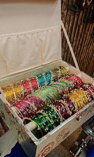 (Category: ) located in . Submitted by elegantwears (Listing ID 1460030018, Image 1). Description: .