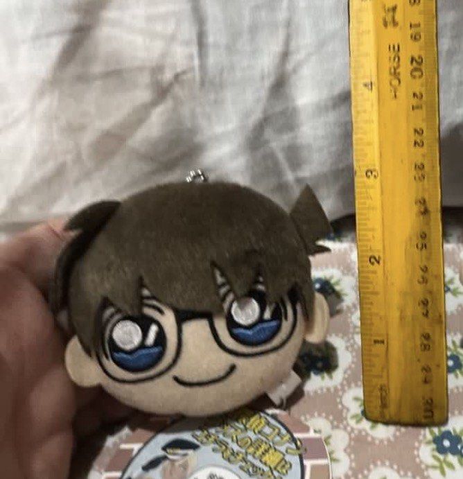 Detective Conan head bag charm (Category: Character Goods) located in Paranaque City. Submitted by bonsaiart (Listing ID 1460016887, Image 3). Description: Brandnew 150(fixed) +sf Payment via GCASH or paymaya No to meetup No to cop / cod Shipping via j&t only No breaking of set or bundle.