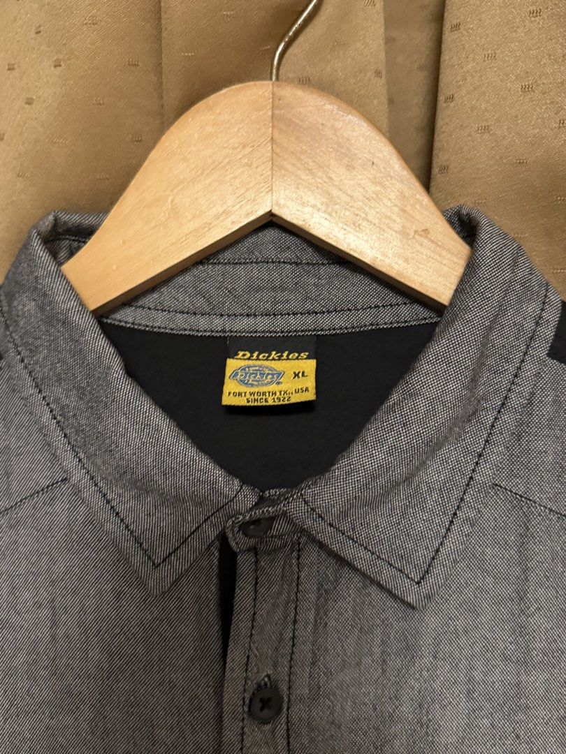 Dickies longsleeves top xl (Category: Tshirts & Polo Shirts ) located in Cavite. Submitted by _solidolo (Listing ID 1459945958, Image 3). Description: 30 x 22 28.