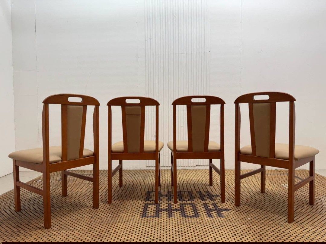 Dining chair (Category: Chairs) located in Meycauayan. Submitted by marygracecasimiro (Listing ID 1459908714, Image 3). Description: Wooden Framed 4-piece Dining Chair Price: 10,900 L18 x W18.5 x H32/16 In good condition💚.