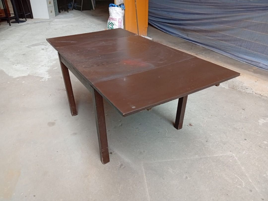 Dining Table (Category: Tables & Sets) located in Petaling Jaya. Submitted by nm016648427690 (Listing ID 1460073650, Image 3). Description: Dining Table Size: W,90.cm,L,90.cm,H,74.cm RM-180 Code :DT-010 Stock Available : 1 Condition : Goods ** (ABOVE PRICE DOES NOT INCLUDE DELIVERY & INSTALLATION) ** We are specialist in BUY or SELL New/Used Home Furniture or Office Equipment [ Perabot Kita Furniture ] Address: L1-03 times 89 Jalan 8A/133, Taman 