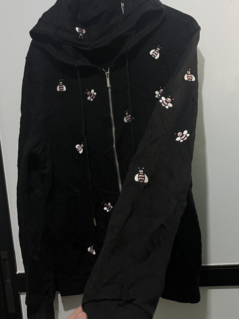 Dior (Category: Coats, Jackets and Outerwear) located in Lipa City. Submitted by deligrind (Listing ID 1459945908, Image 3). Description: .