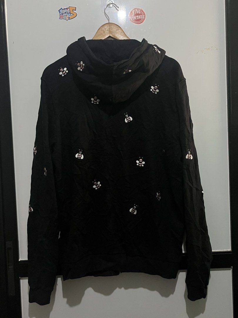 Dior (Category: Coats, Jackets and Outerwear) located in Lipa City. Submitted by deligrind (Listing ID 1459945908, Image 2). Description: .