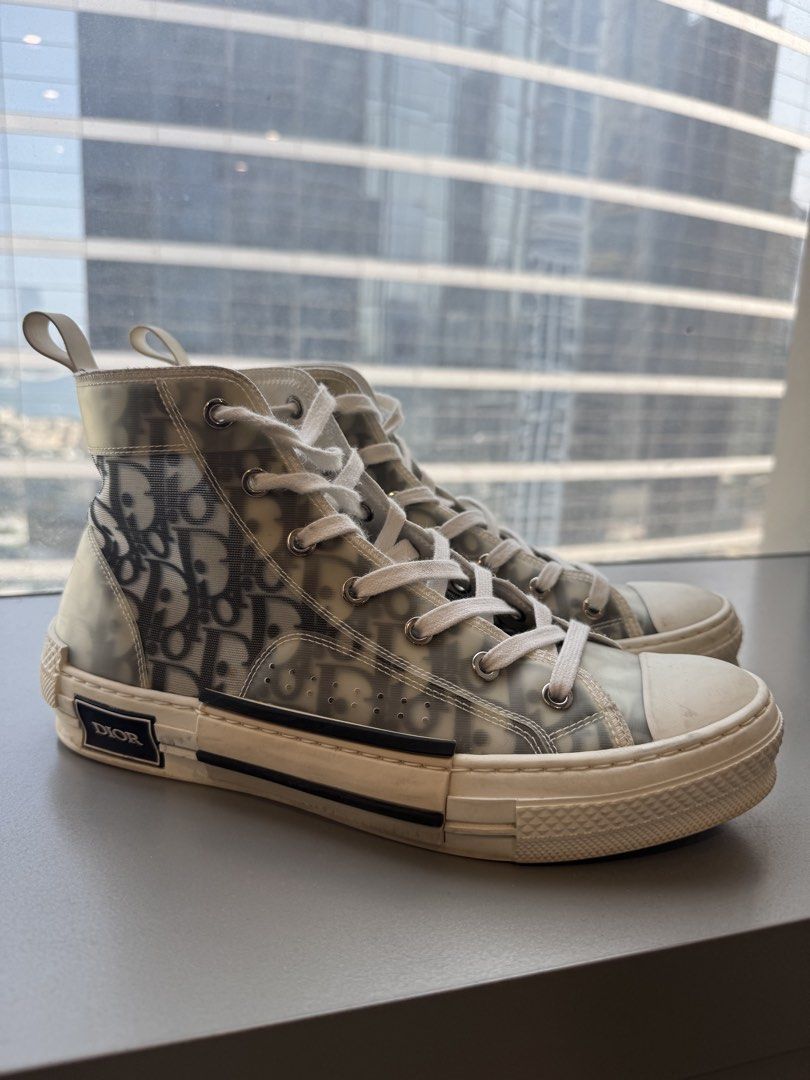 Dior (Category: Sneakers & Footwear) located in Los Banos. Submitted by fashionplate02 (Listing ID 1460013166, Image 1). Description: Comes complete!.